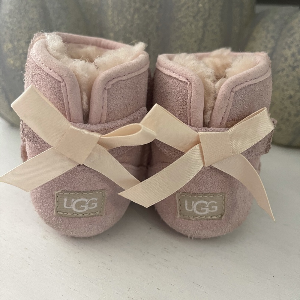 UGG baby boots size 2/3